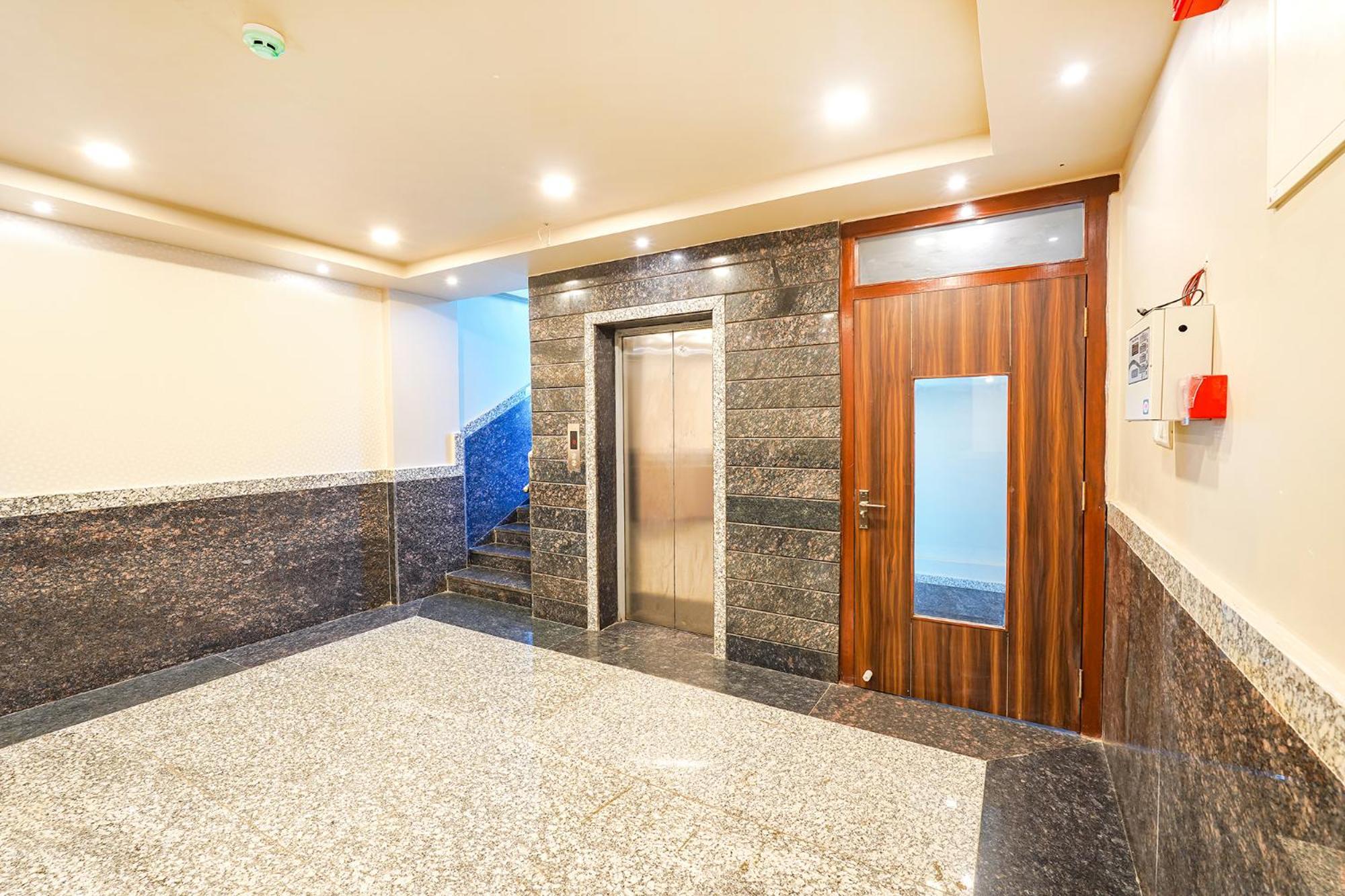 Fabhotel Grand Falcon 班加罗尔 外观 照片
