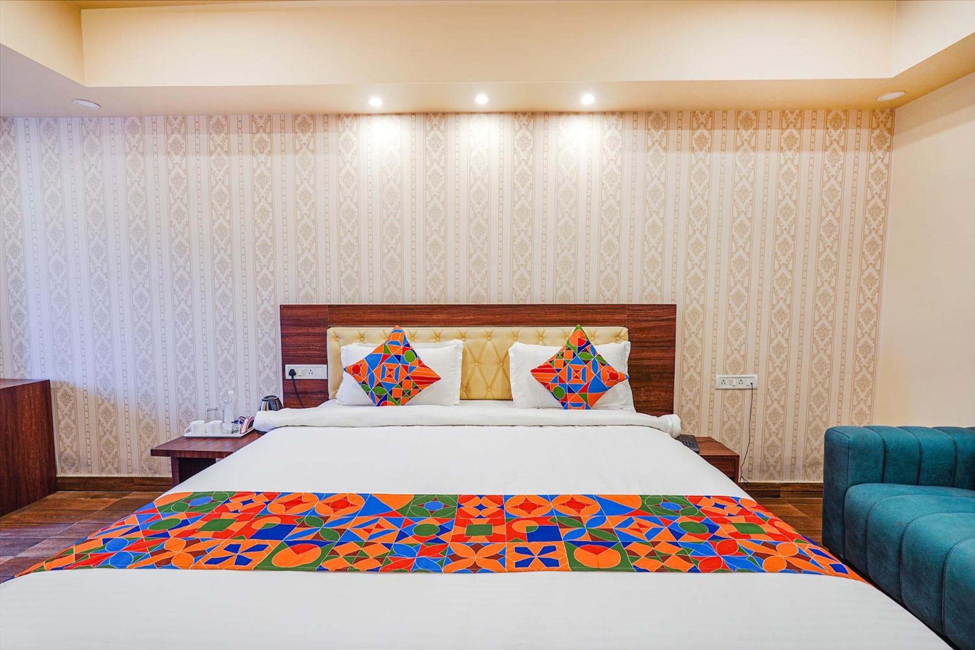 Fabhotel Grand Falcon 班加罗尔 外观 照片